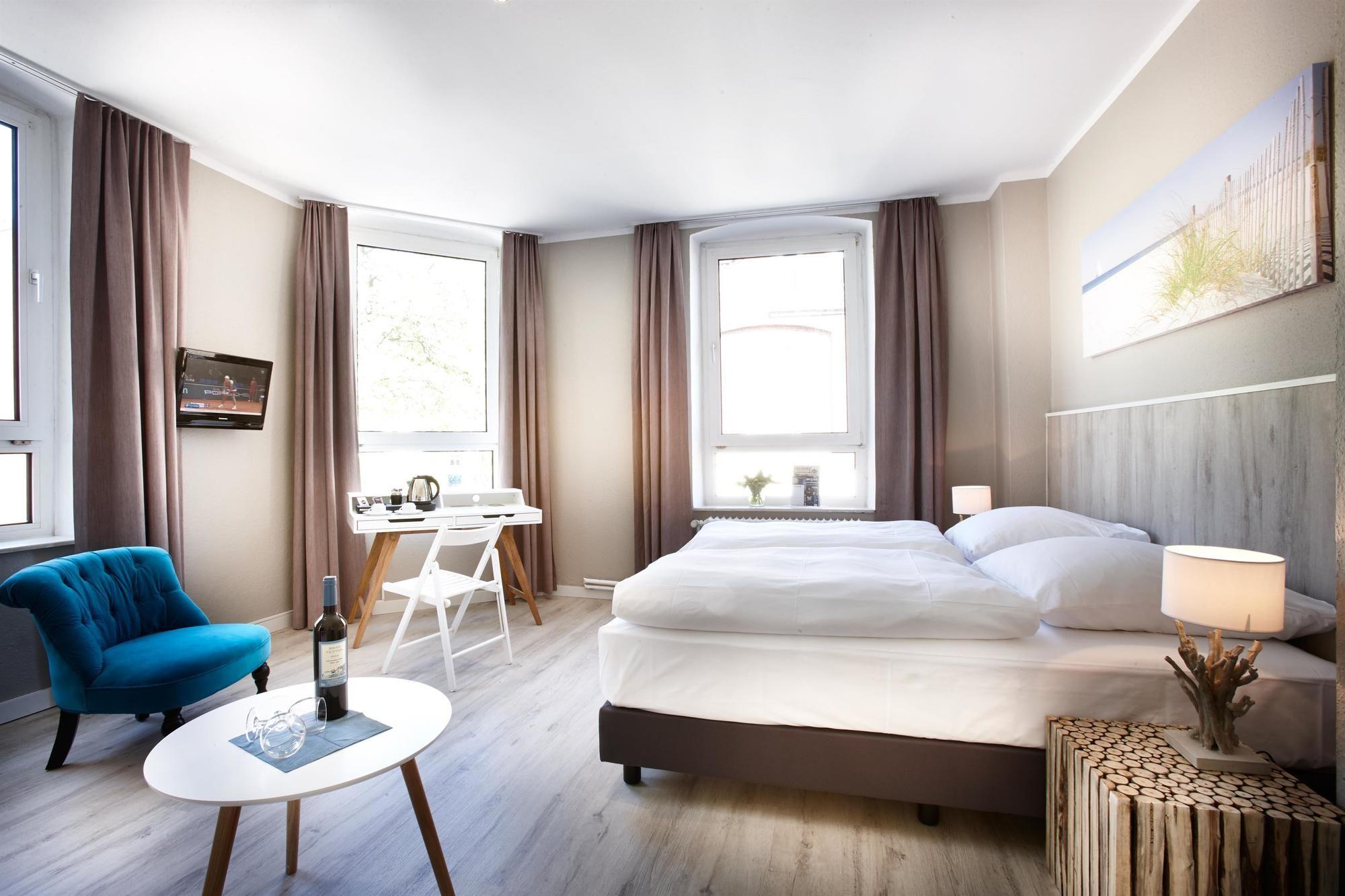 Hotel Liegeplatz 13 Kiel by Premiere Classe Exterior foto